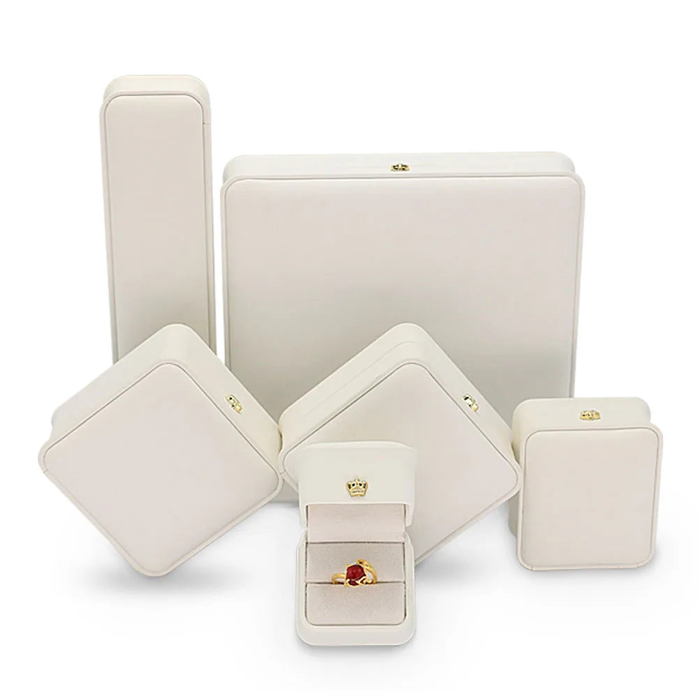 https://ae01.alicdn.com/kf/Sd2fa50836f1c46e88dafc6bf859216ca5/Wholesale-jewellery-organizer-boxes-PU-Leather-Jewelry-box-Custom-for-925-Sterling-Silver-Original-Beads-Packaging.jpg